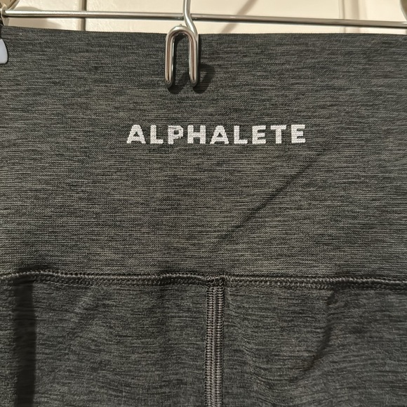 Alphalete Dark Gray Leggings Size Small FLAWED - Picture 3 of 5